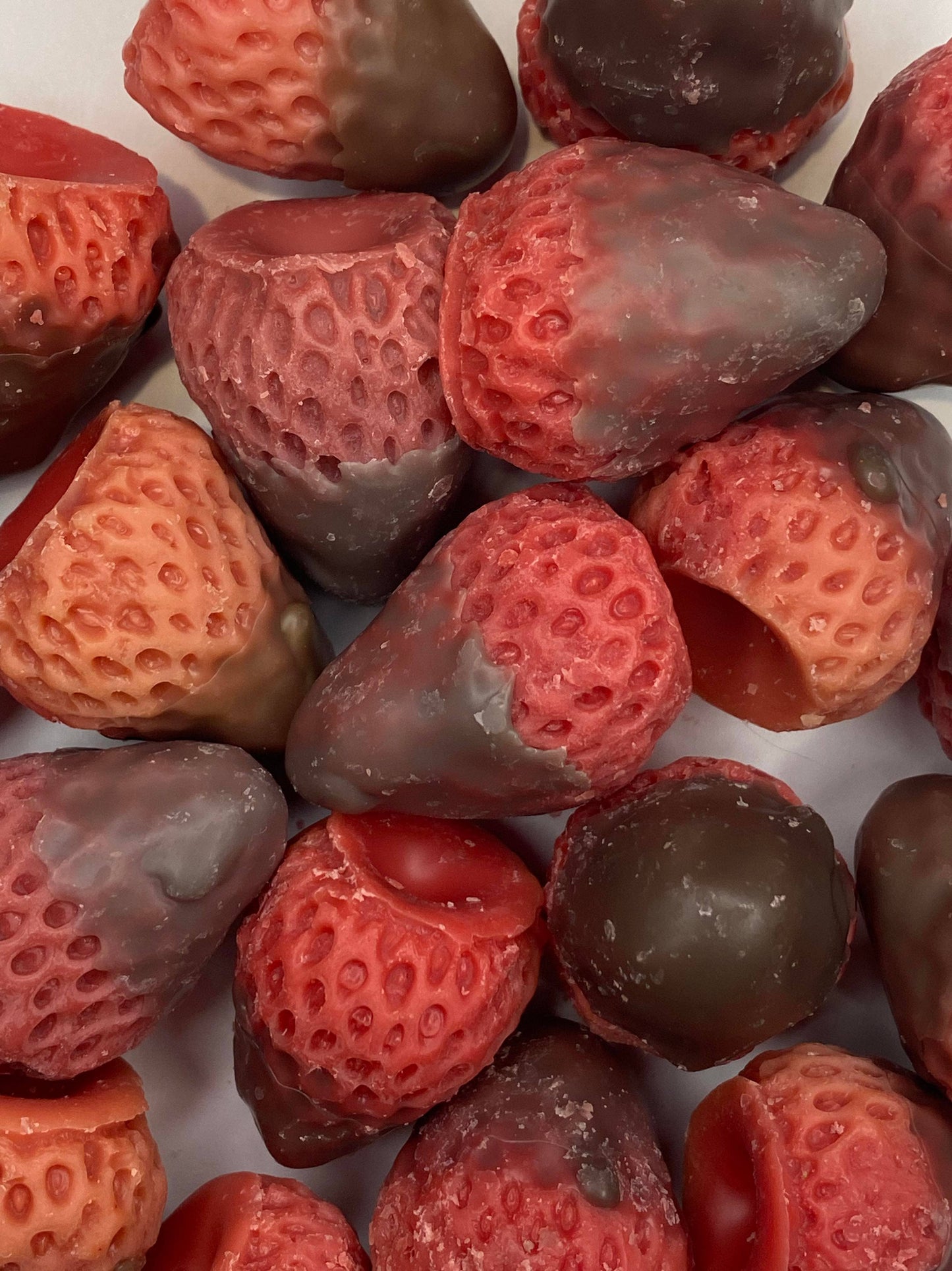 Chocolate Covered Strawberries Wax Melts: 4oz